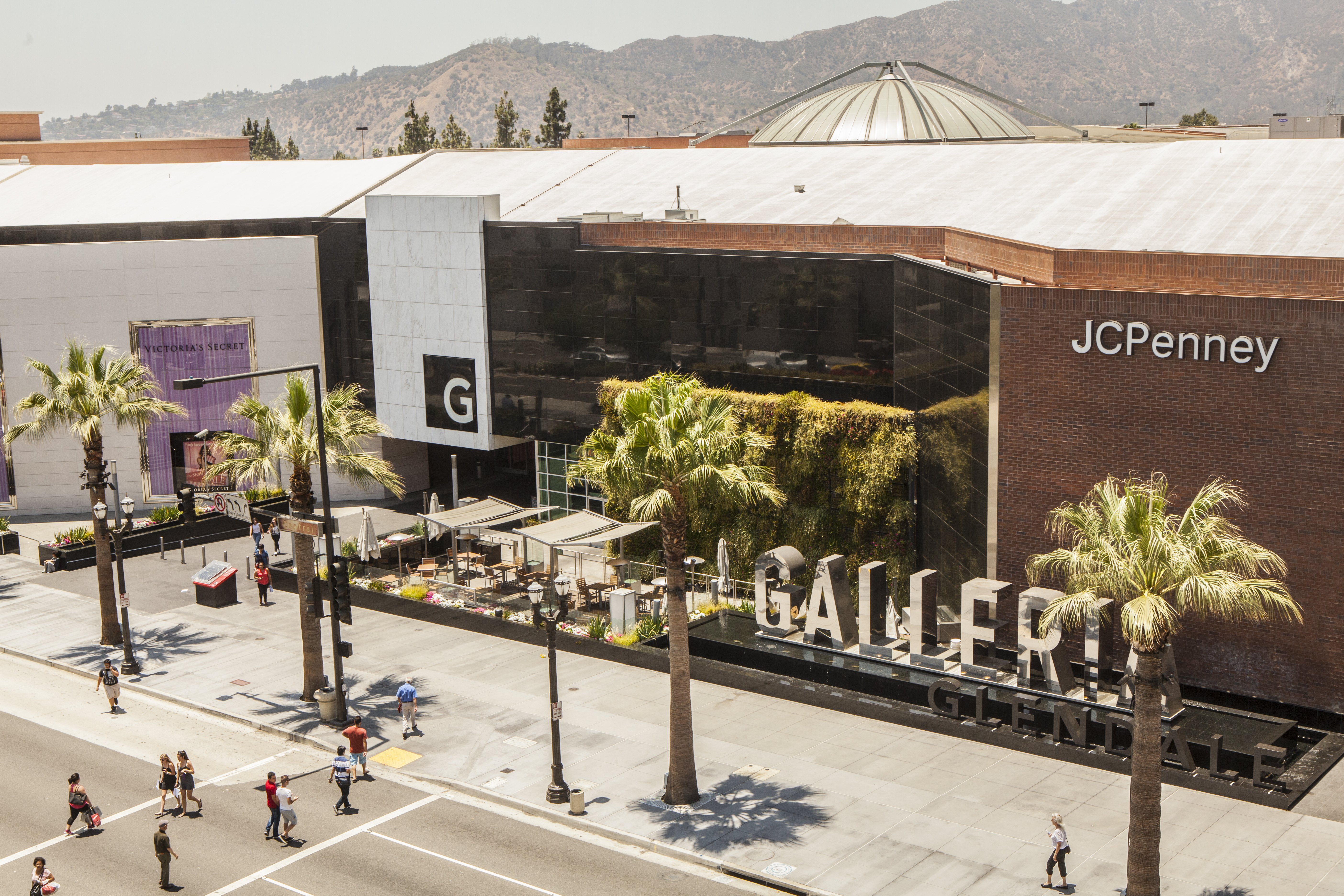 Palm Pacific Plaza in Glendale, CA