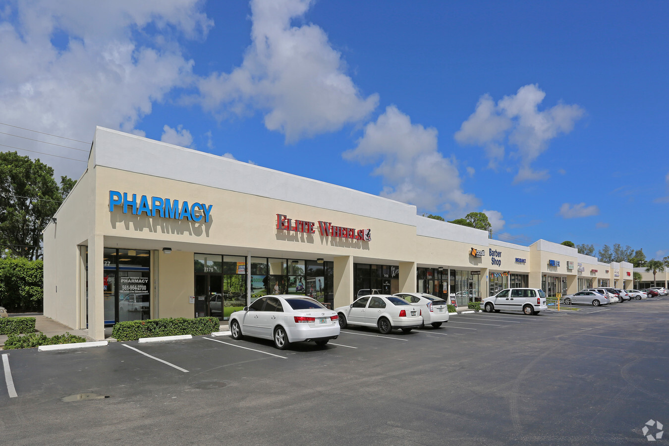 Palm Springs Plaza in Lake Worth Beach, FL