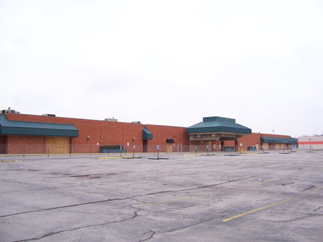 Palomar Centre in Lexington, KY