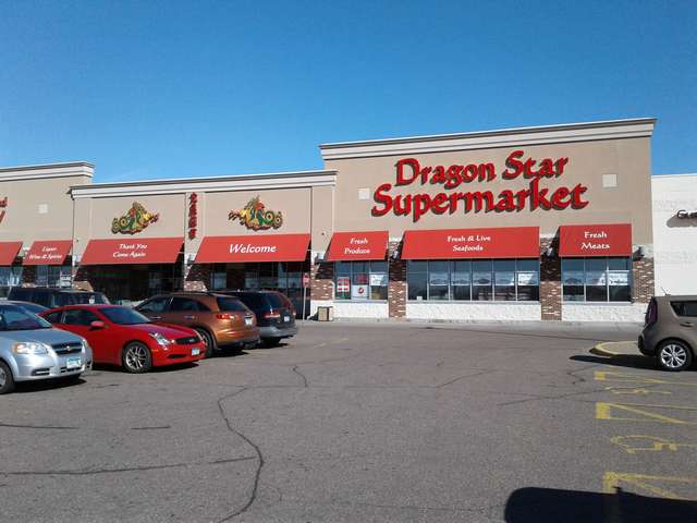 Parksquare Shopping Center in Minneapolis, MN