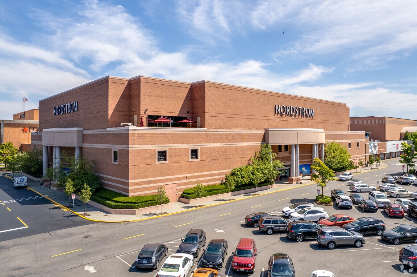 Parkway Super Center in Tukwila, WA