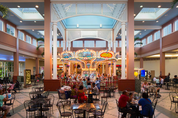 Pembroke Crossings in Pembroke Pines, FL