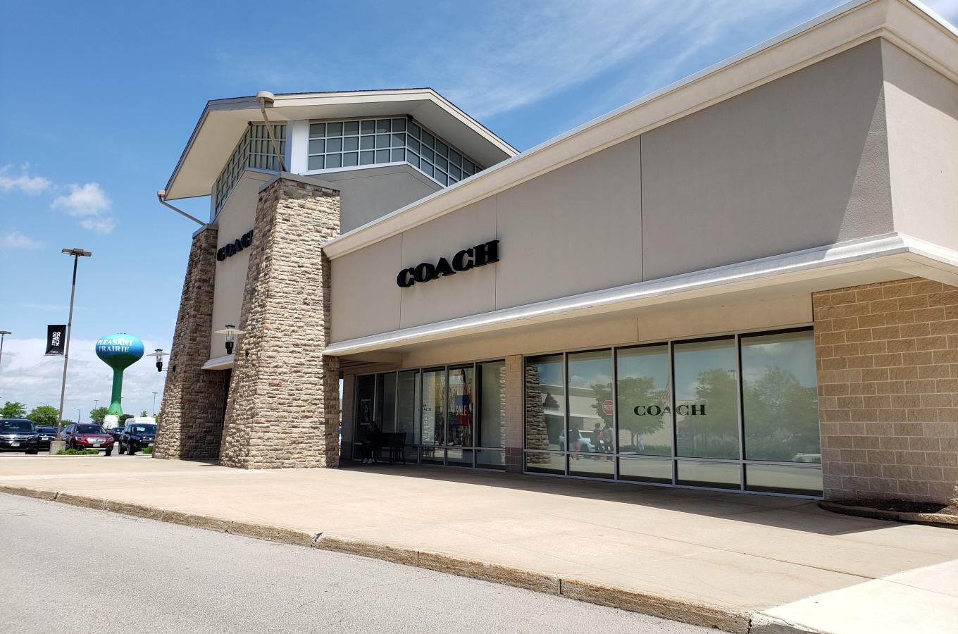 Pleasant Prairie Premium Outlets in Pleasant Prairie, WI