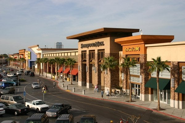 Robinhood Plaza in Stockton, CA