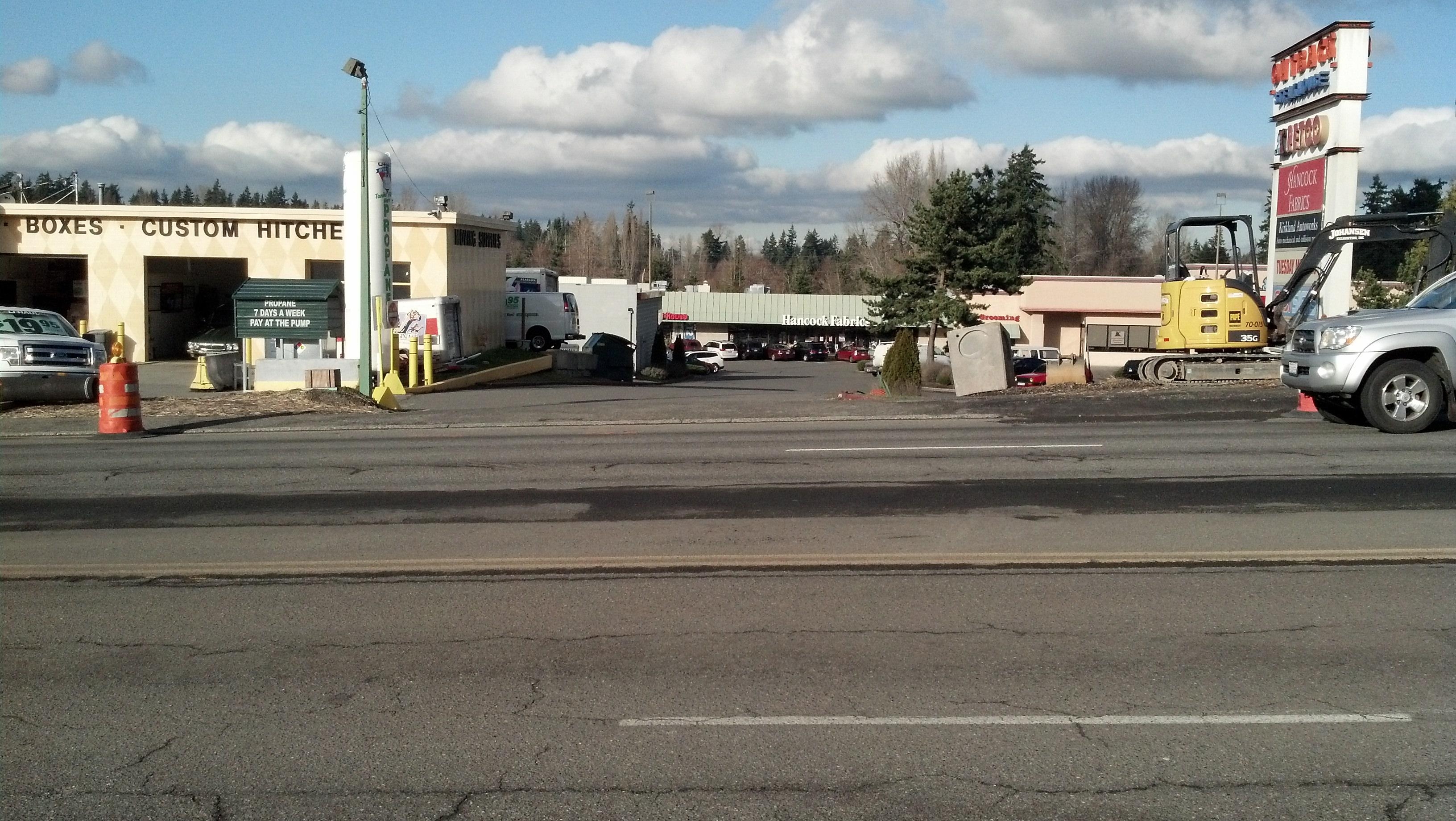Rose Hill Shopping Center in Kirkland, WA