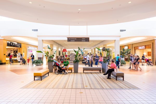 Shoppes at Southpark in Moline, IA