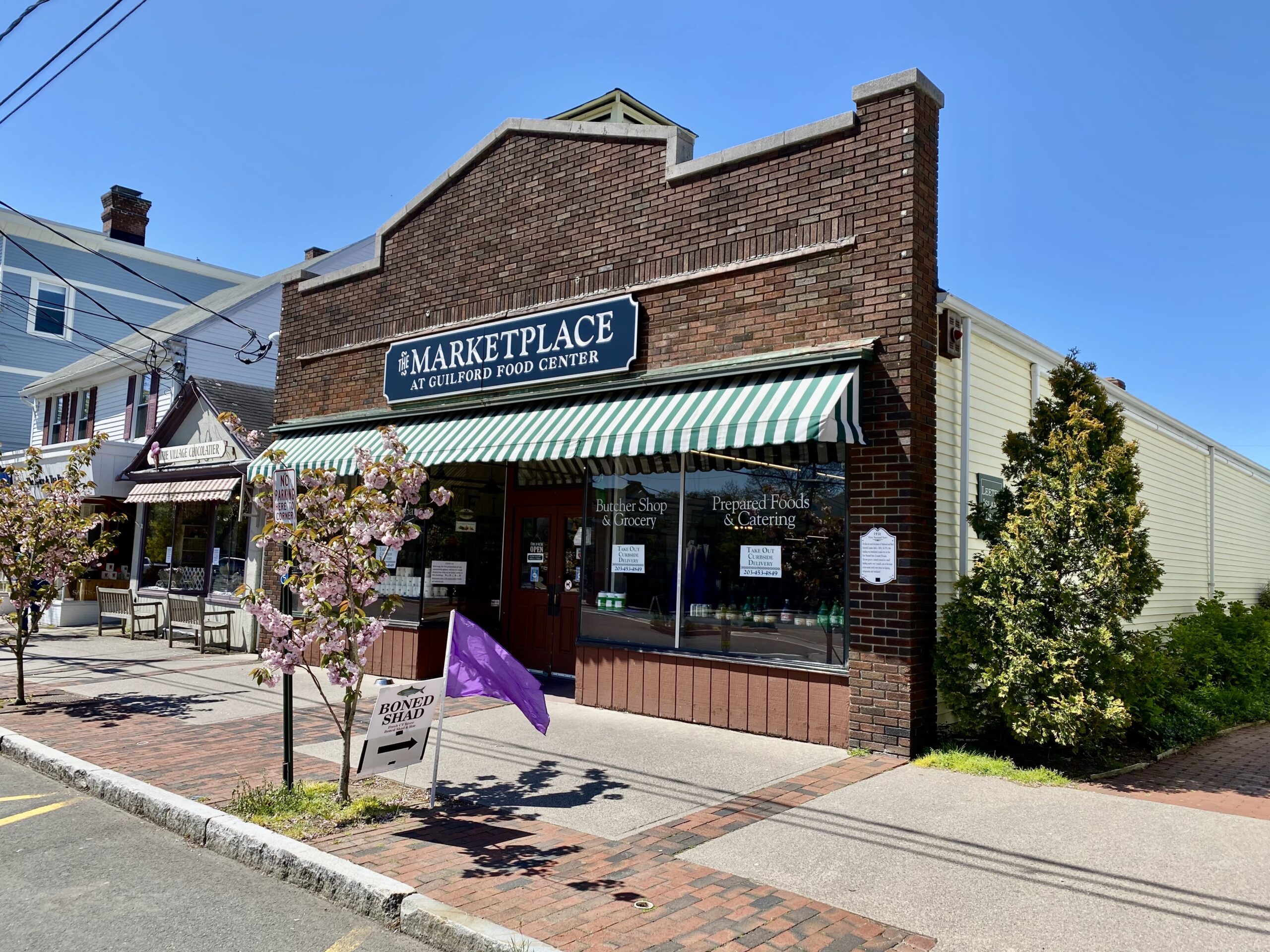 Shoreline Plaza in Guilford, CT
