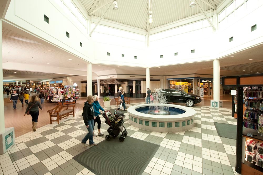 Spirit Valley Mall in Duluth, MN