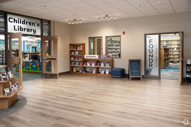 Star Plaza in Guilderland, NY