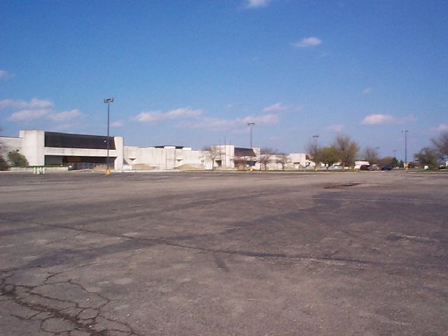STL Rent A Car Center age in St Charles, MO