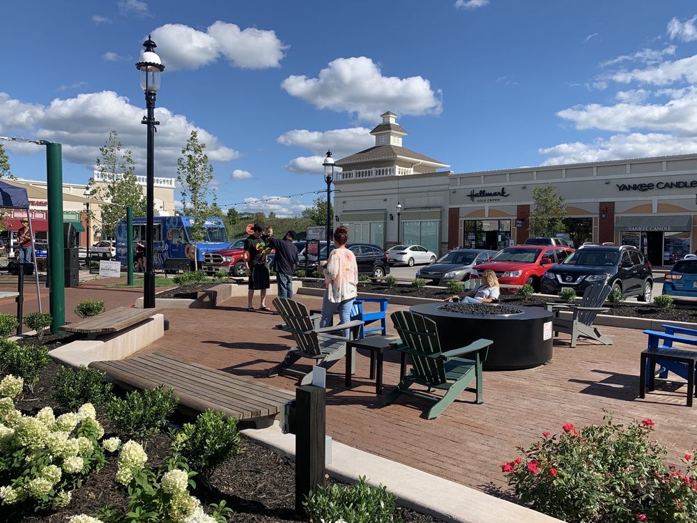 Streets of Cranberry in Cranberry Twp, PA