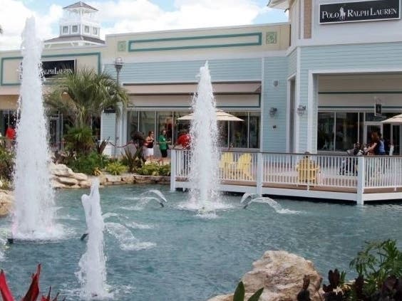 Tampa Premium Outlets in Lutz, FL