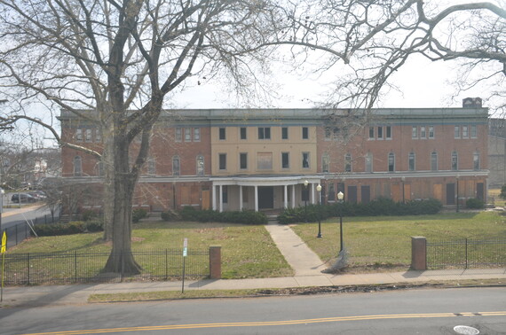 The Court at Hamilton in Trenton, NJ