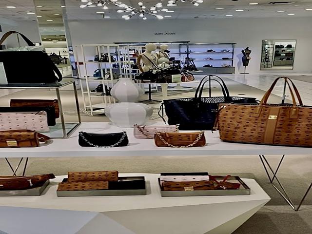 The Fashion Mall at Keystone in Indianapolis, IN