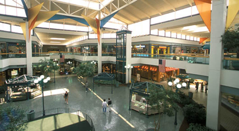 The Shoppes at Greenbrier in Chesapeake, VA