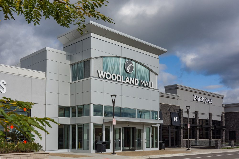 The Shops at Centerpoint in Grand Rapids, MI