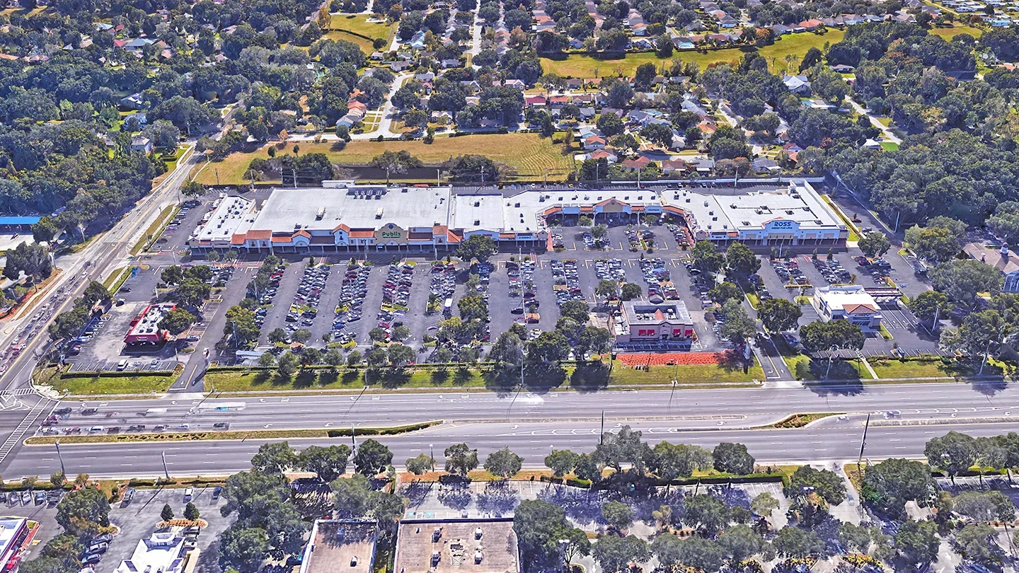 Valrico Commons in Valrico, FL