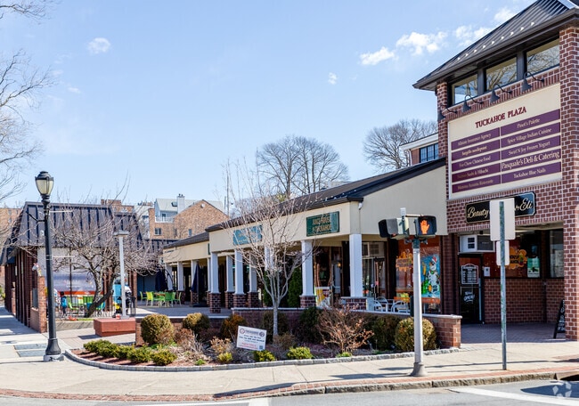 Vernon Hills Shopping Center in Eastchester, NY