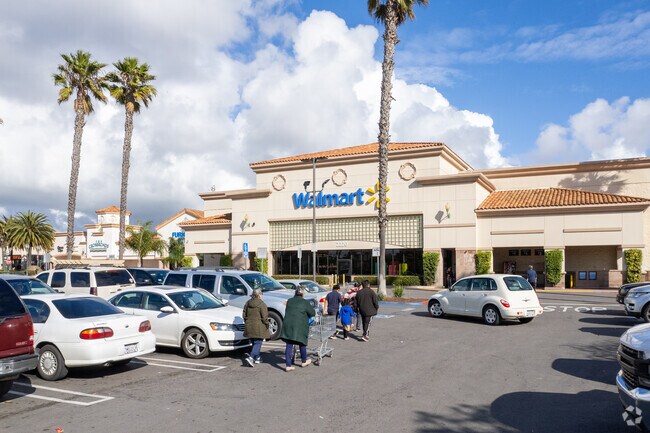 Western Village Shopping Center in Santa Maria, CA