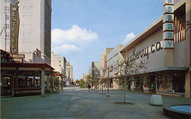 Westlan Shopping Center in Fresno, CA