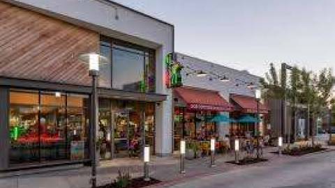 Willows Shopping Center in Concord, CA