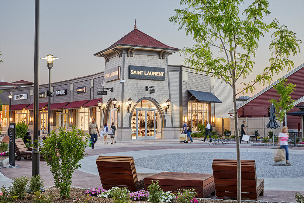 Woodbury Common Premium Outlets in Central Valley, NY