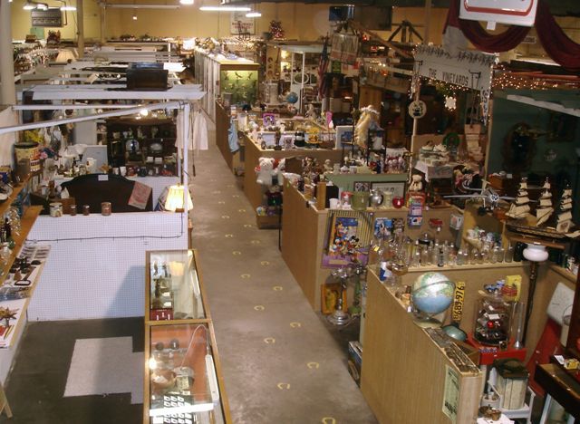 Woodlawn Shopping Center in St Joseph, MO