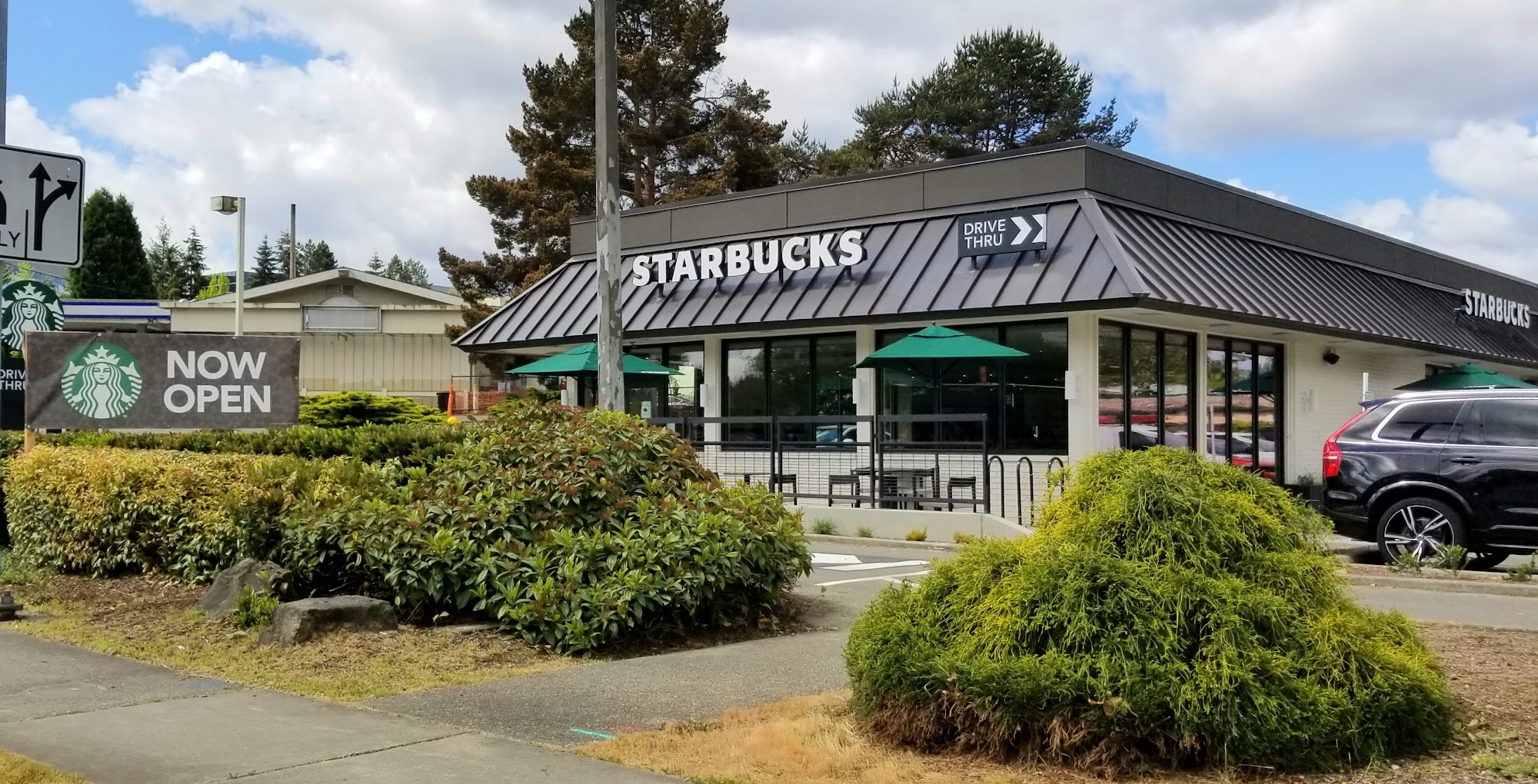 116th Street Plaza in Kirkland, WA