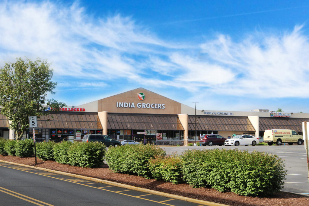 Edison Shopping Center in Edison, NJ