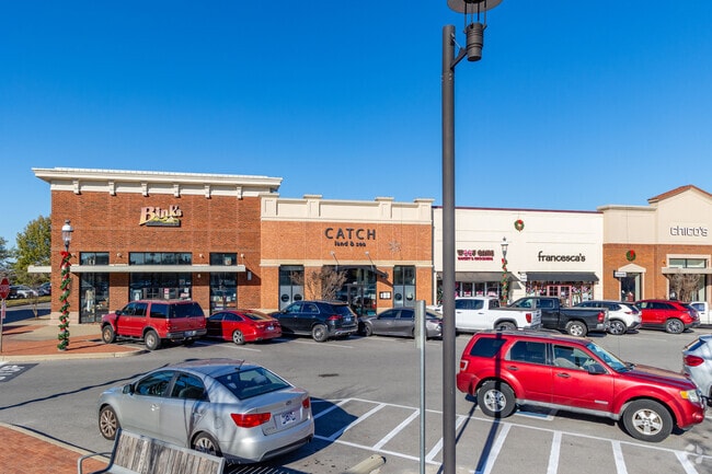 Hendersonville Plaza in Hendersonville, TN