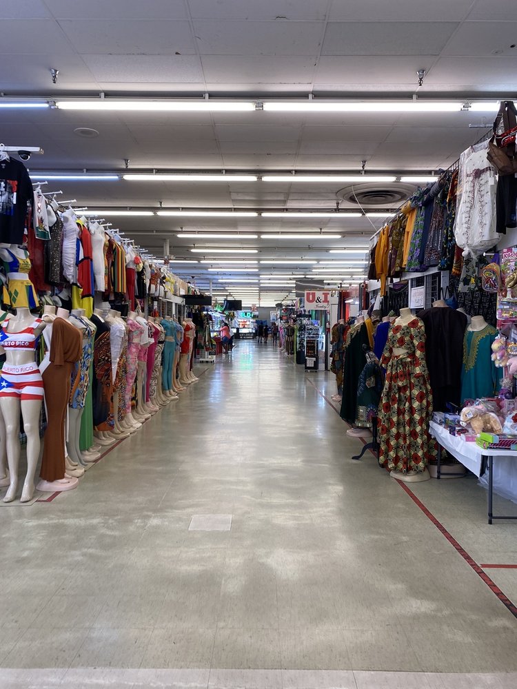 Magic Mall in Tampa, FL
