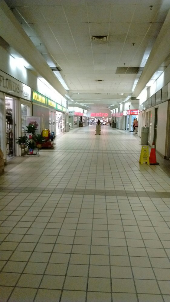 Market Mall in Sault Ste. Marie, ON