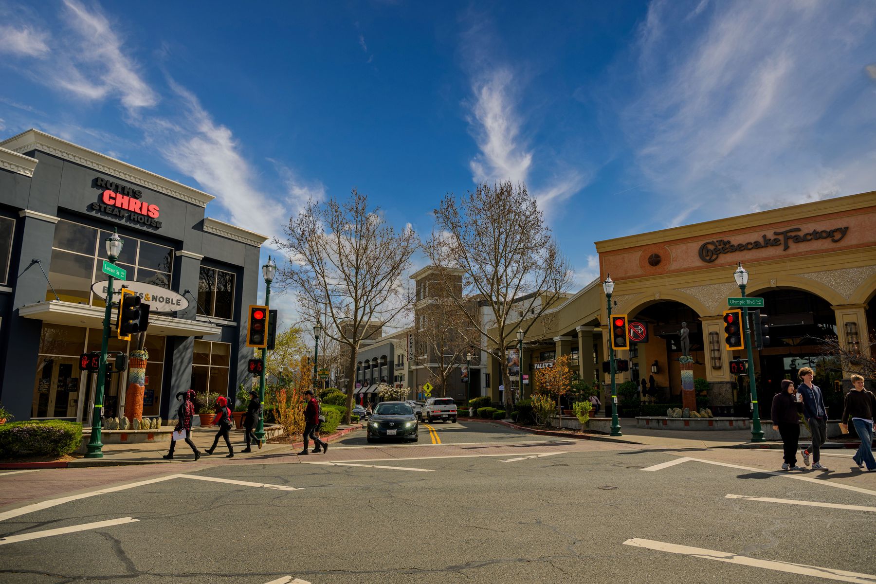Plaza Escuela in Walnut Creek, CA