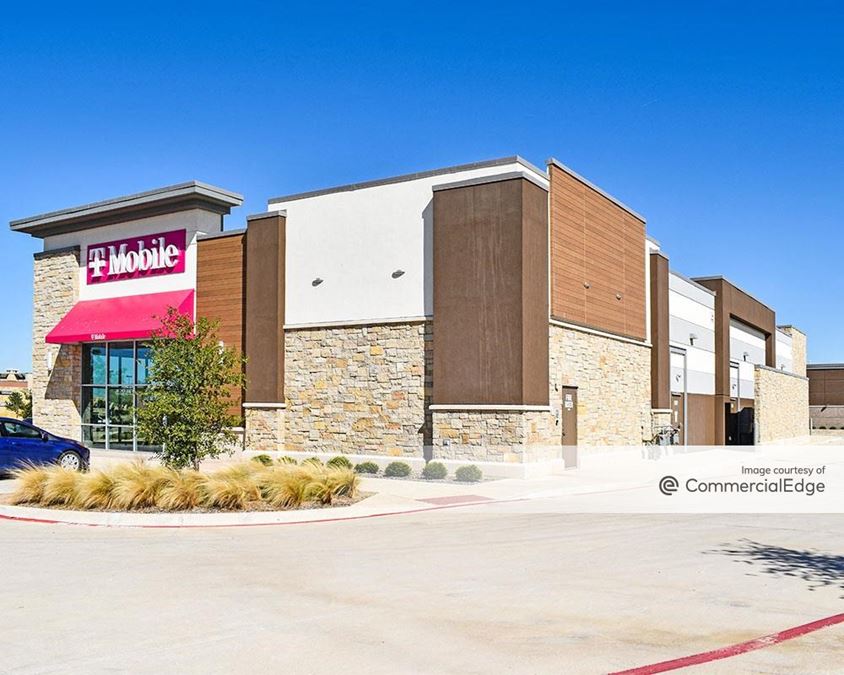 Rayzor Ranch Town Center in Denton, TX