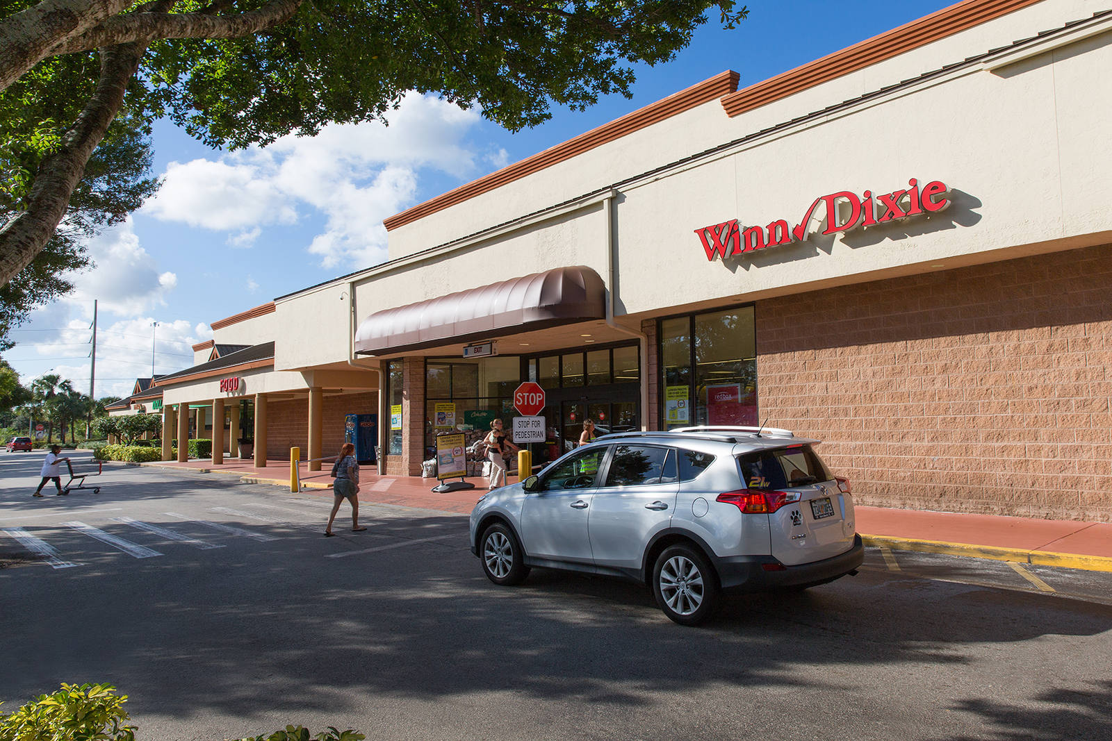 Shoppes of Victoria Square in Port St. Lucie, FL