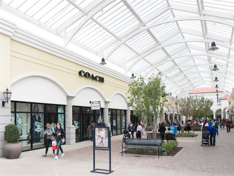 Tanger Outlets Deer Park in Deer Park, NY